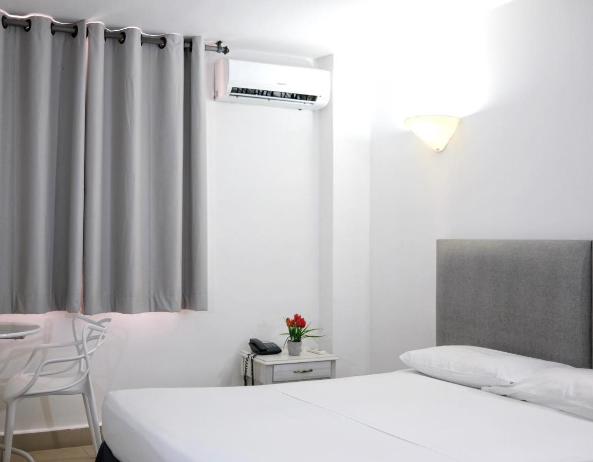 Hotel La Riviera Santa Marta  Esterno foto