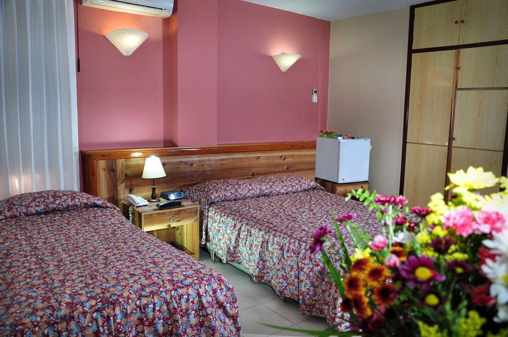 Hotel La Riviera Santa Marta  Esterno foto