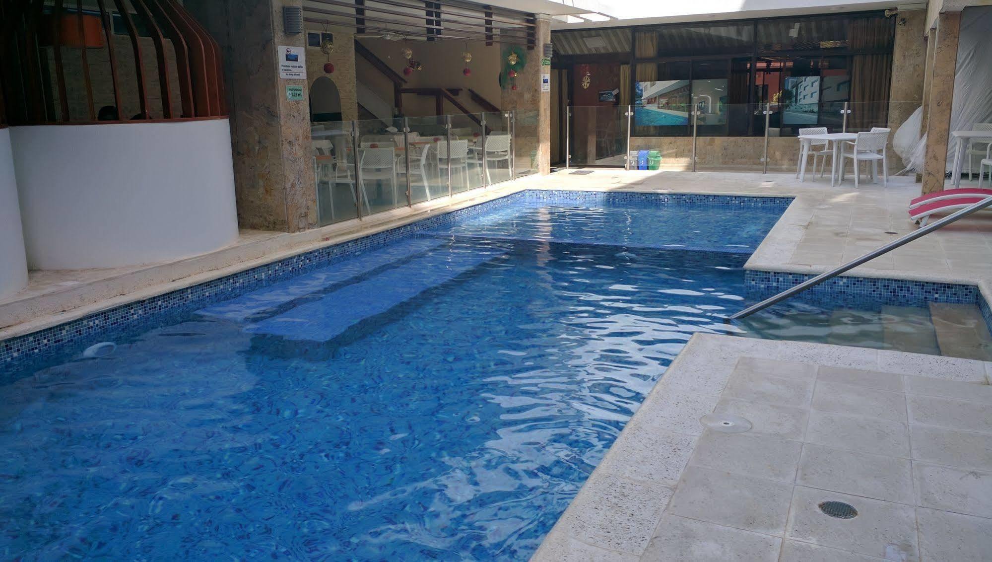 Hotel La Riviera Santa Marta  Esterno foto